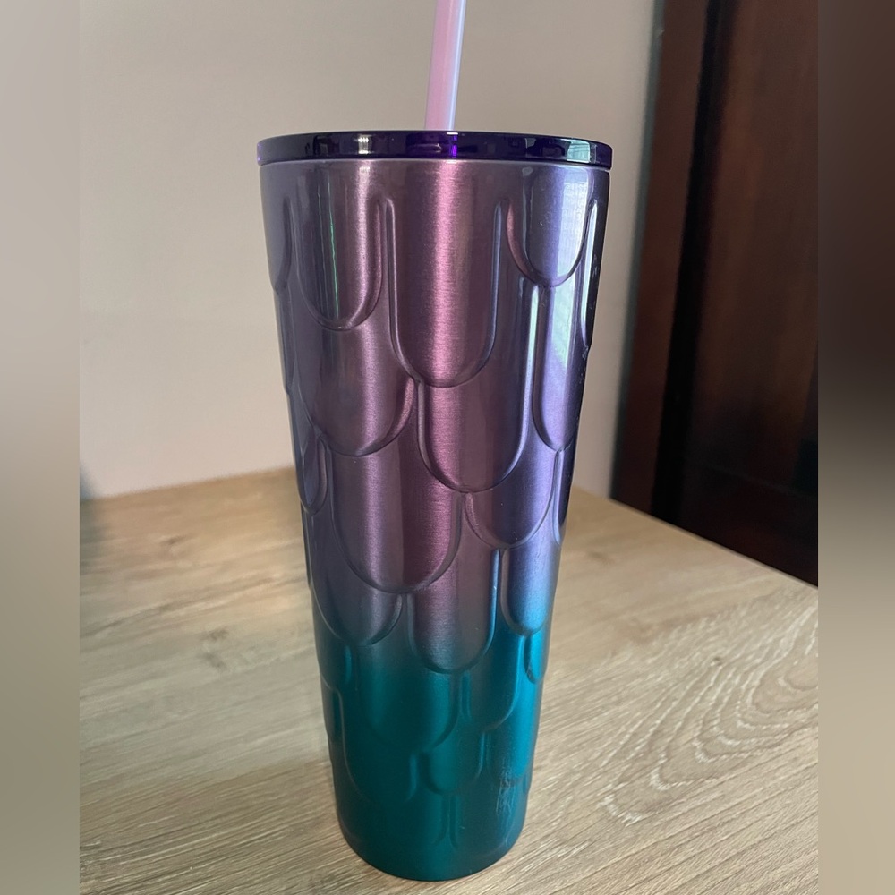 Starbucks 2023 Purple Twilight Ombre Mermaid
Scales Stainless Tumbler 24oz Cup